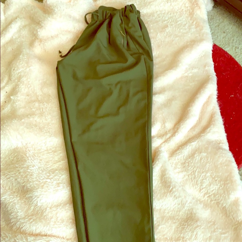 New/used women’s fashionable apparel ! ❤️